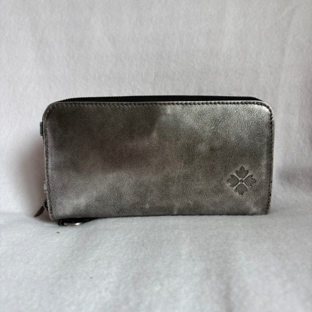 Patricia Nash Metallic Pewter Leather Crossbody Wallet Phone Bag